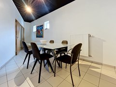 50609adf6d5443aea9340e7ddf617af7.jpg
