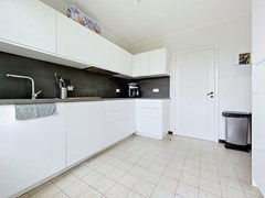 eb81a41d3a5946808b80832b0ea8eef7.jpg