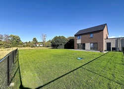 4ed1393e86154ec0b2db143869bb0651.jpg